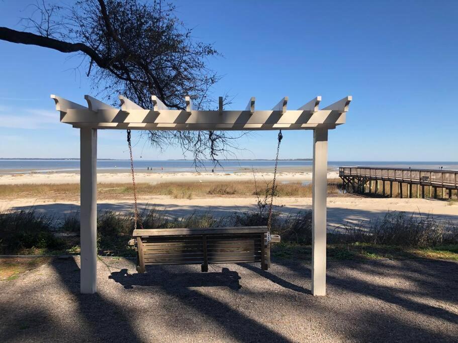Peaceful Treetop Condo - 2Br/2Ba Hilton Head Island Bagian luar foto