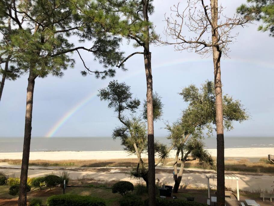 Peaceful Treetop Condo - 2Br/2Ba Hilton Head Island Bagian luar foto