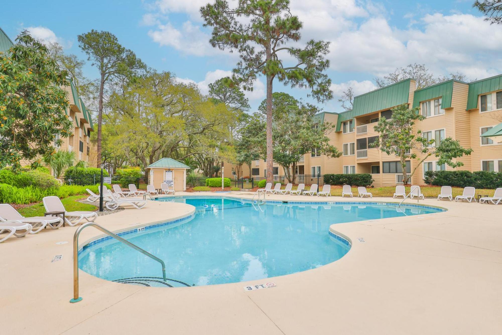 Peaceful Treetop Condo - 2Br/2Ba Hilton Head Island Bagian luar foto