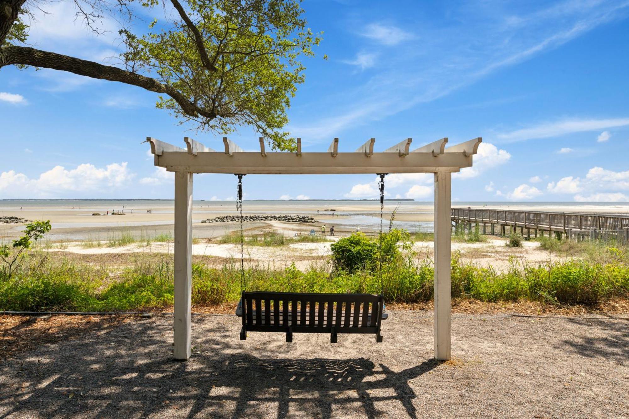 Peaceful Treetop Condo - 2Br/2Ba Hilton Head Island Bagian luar foto